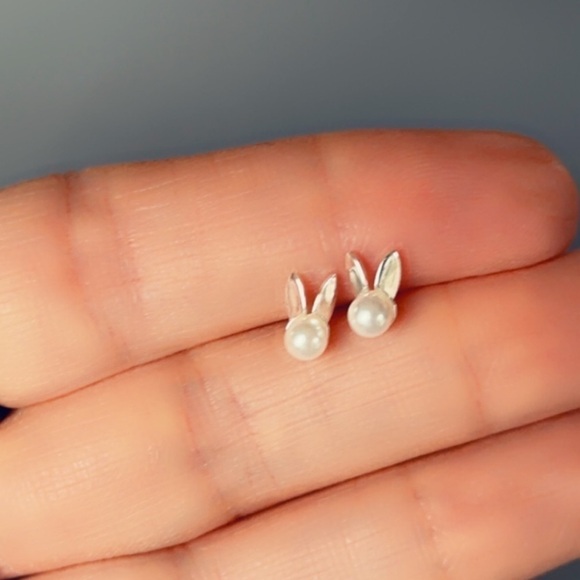 Sterling Silver Pearl Stud Bunny Ear Earrings - Picture 3 of 8